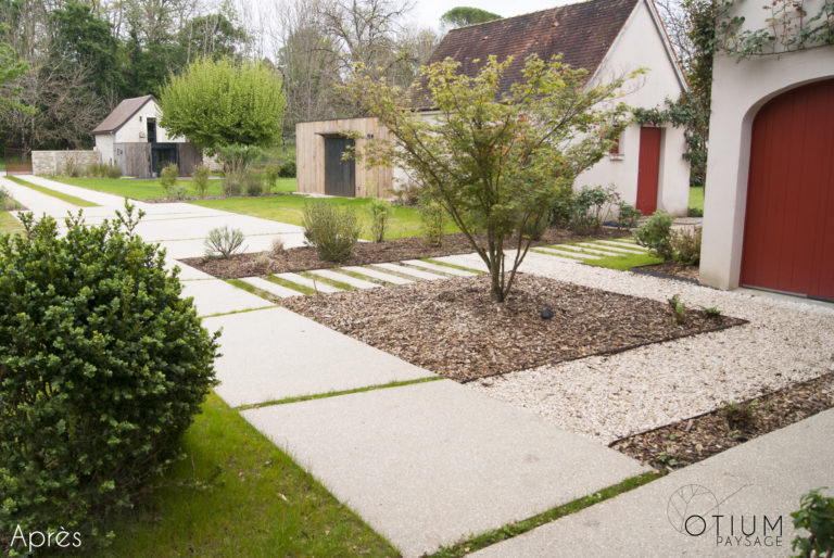 réalisation d'allée et de jardin dans le lot proche de Martel